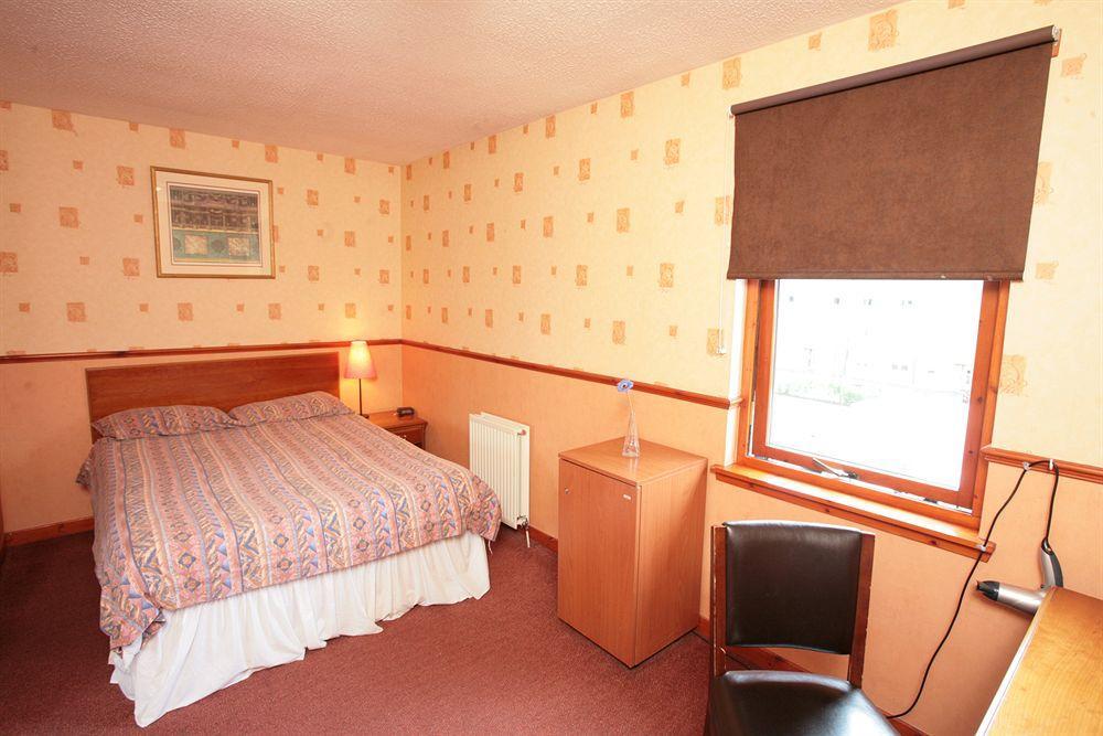 Livingston Lodge Hotel Extérieur photo